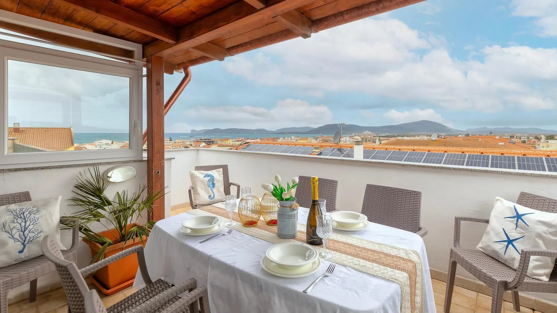 Sea View Terrace Masala Close To The Beach Of Lido Di San Giovanni In Alghero Apartment